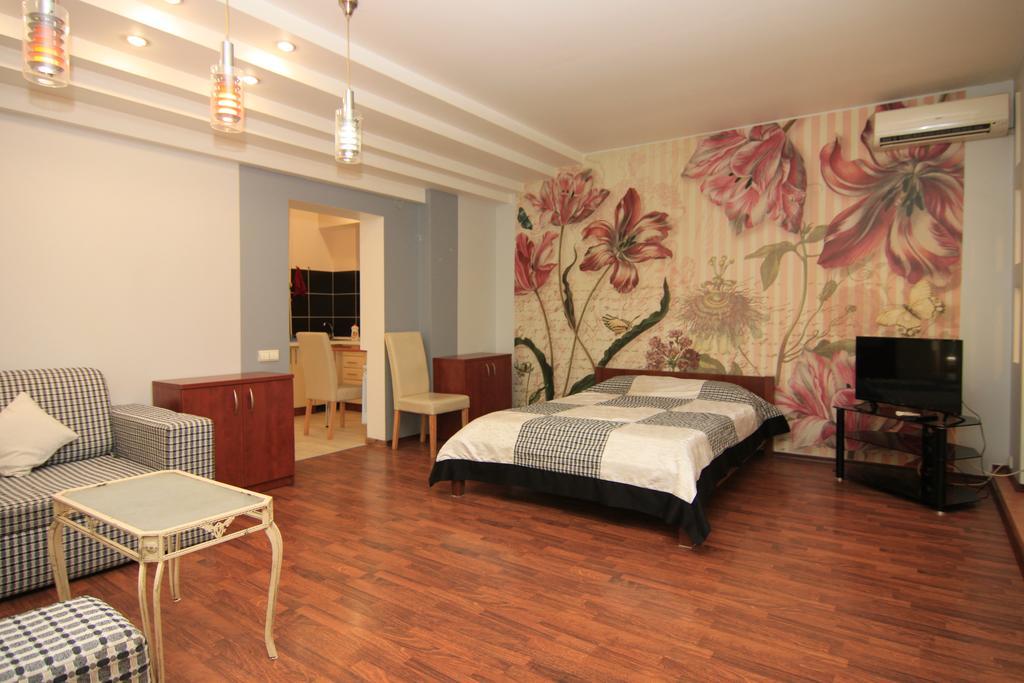 Apart-Hotel On Preobrajenskaya 24 Odesa Exterior photo